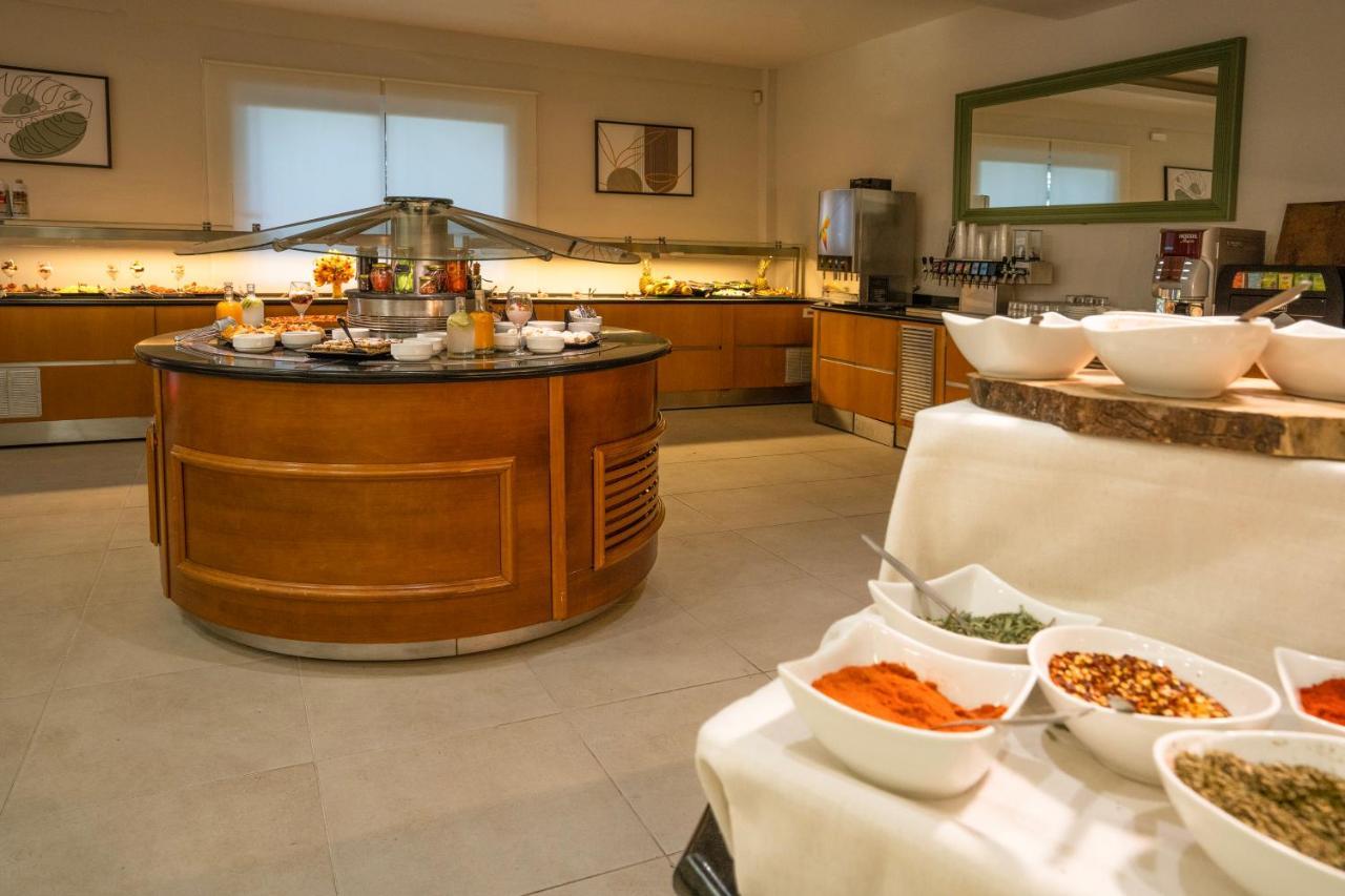 Cnic Gemini Hotel 메손기 외부 사진